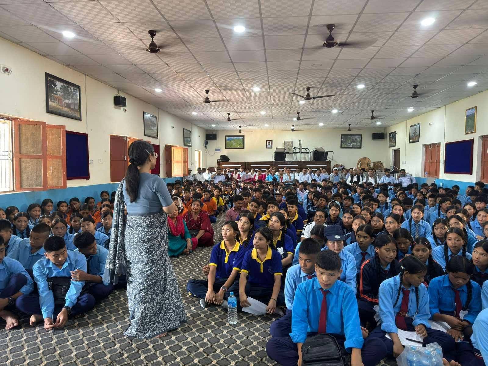 सरूमारानी गाउँपालिकामा कक्षा १० का विद्यार्थीहरूका लागि प्रेरणादायी कार्यक्रम सम्पन्न तथा निःशुल्क SEE अनलाइन कक्षाका लागि समझदारी